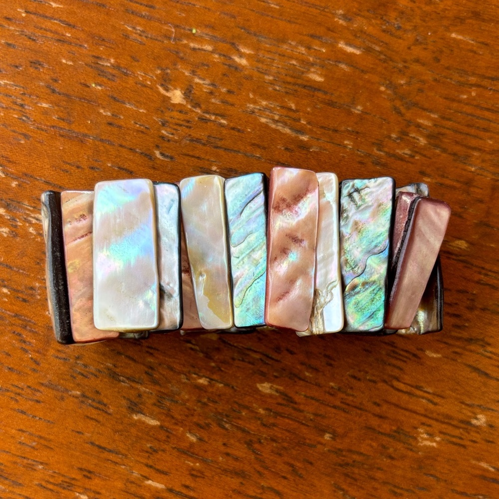 Iridescent Abalone Shell Stretch Bracelet